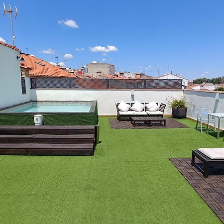Apartamentos Al-Qazeres Luxury La Concepcion กาเซเรส ภายนอก รูปภาพ