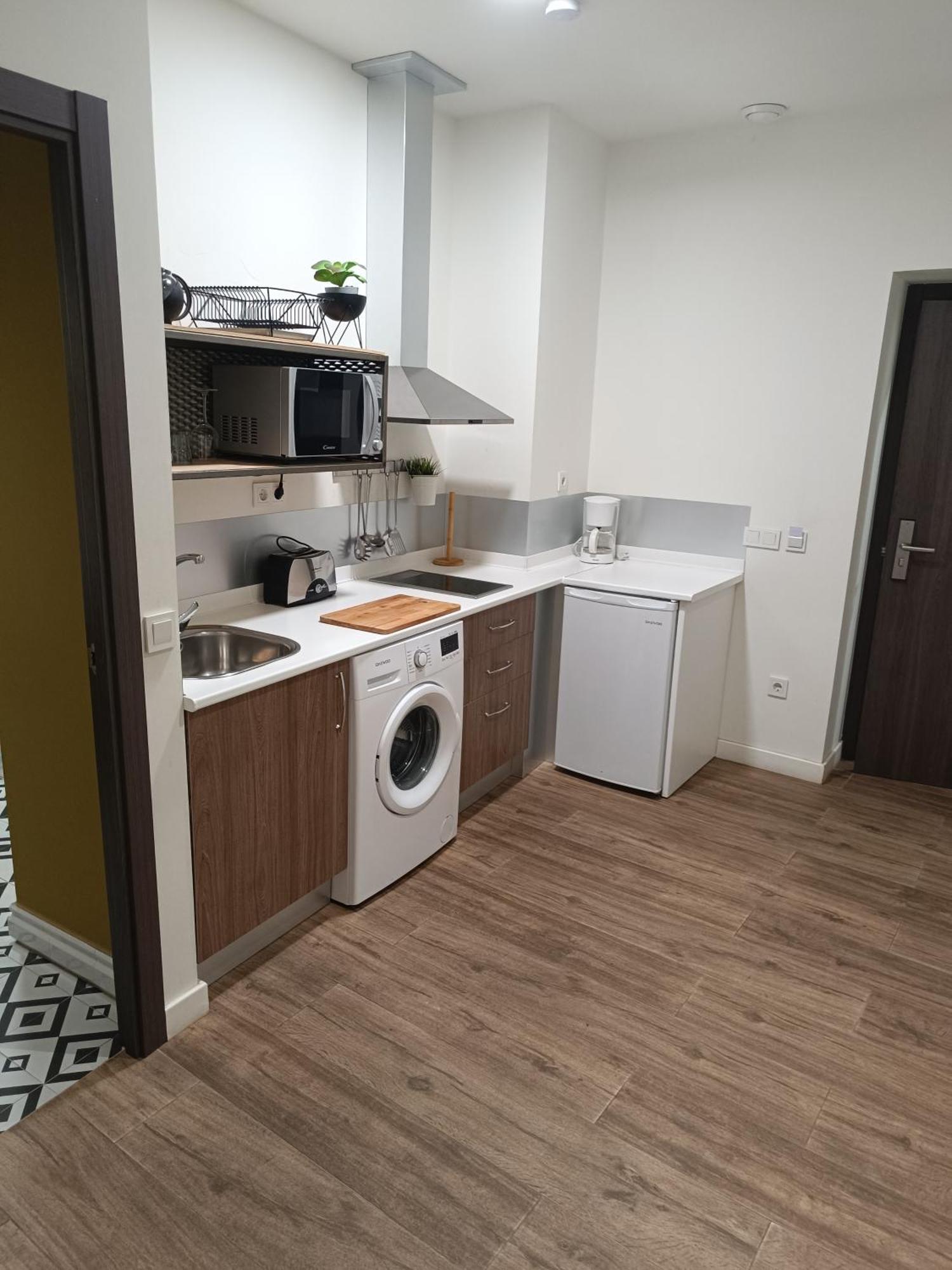 Apartamentos Al-Qazeres Luxury La Concepcion กาเซเรส ภายนอก รูปภาพ
