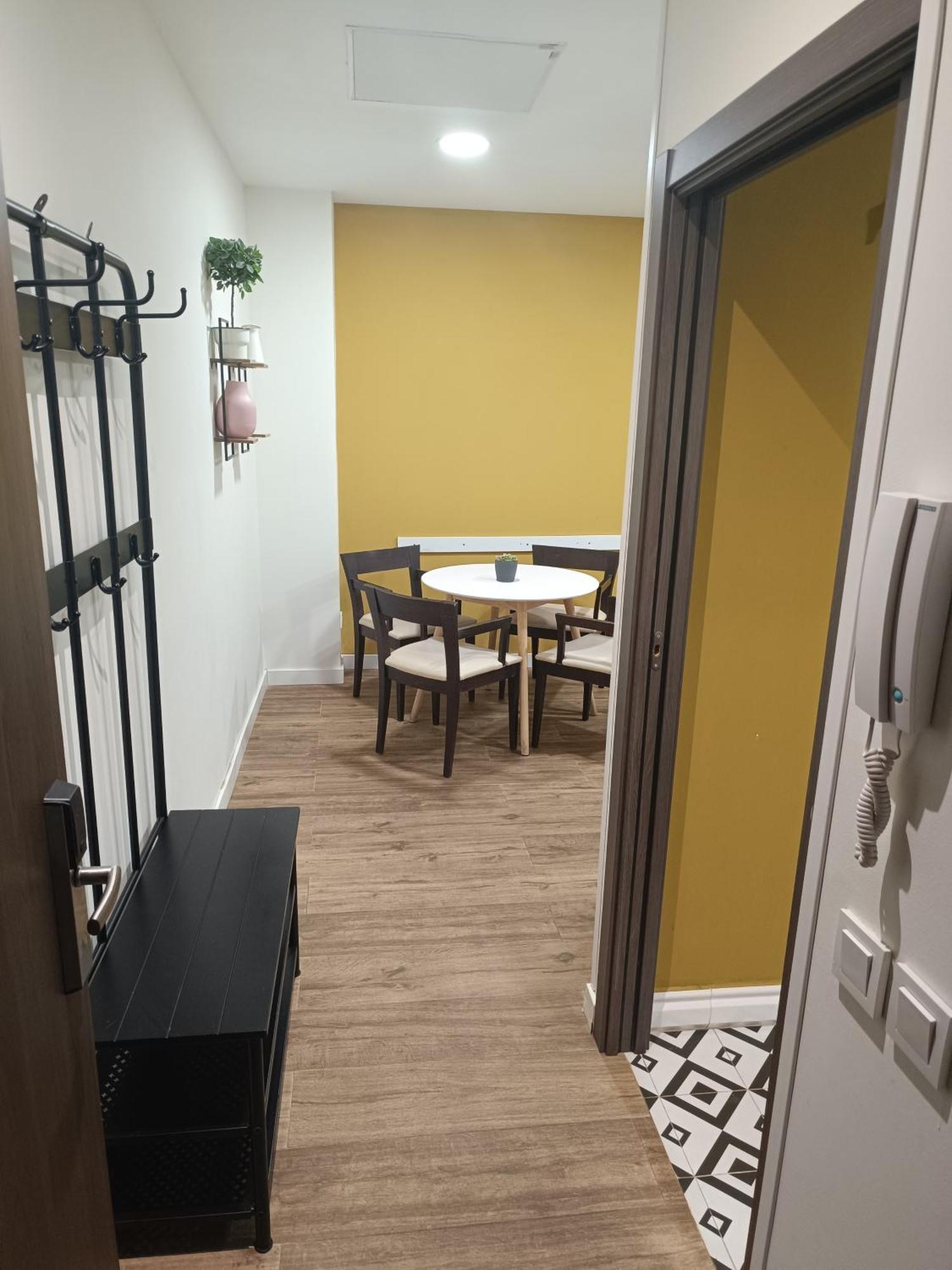 Apartamentos Al-Qazeres Luxury La Concepcion กาเซเรส ภายนอก รูปภาพ