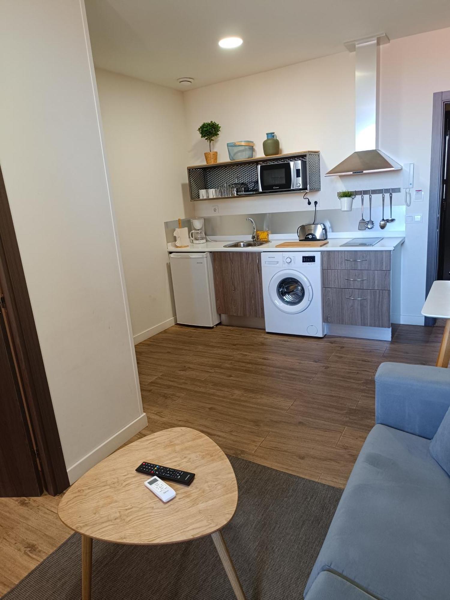 Apartamentos Al-Qazeres Luxury La Concepcion กาเซเรส ภายนอก รูปภาพ