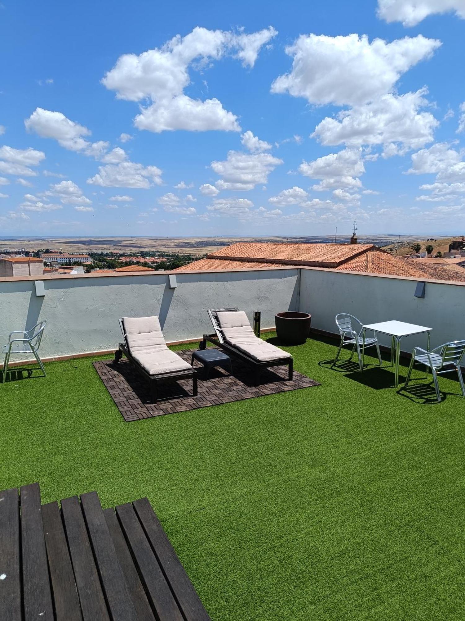 Apartamentos Al-Qazeres Luxury La Concepcion กาเซเรส ภายนอก รูปภาพ