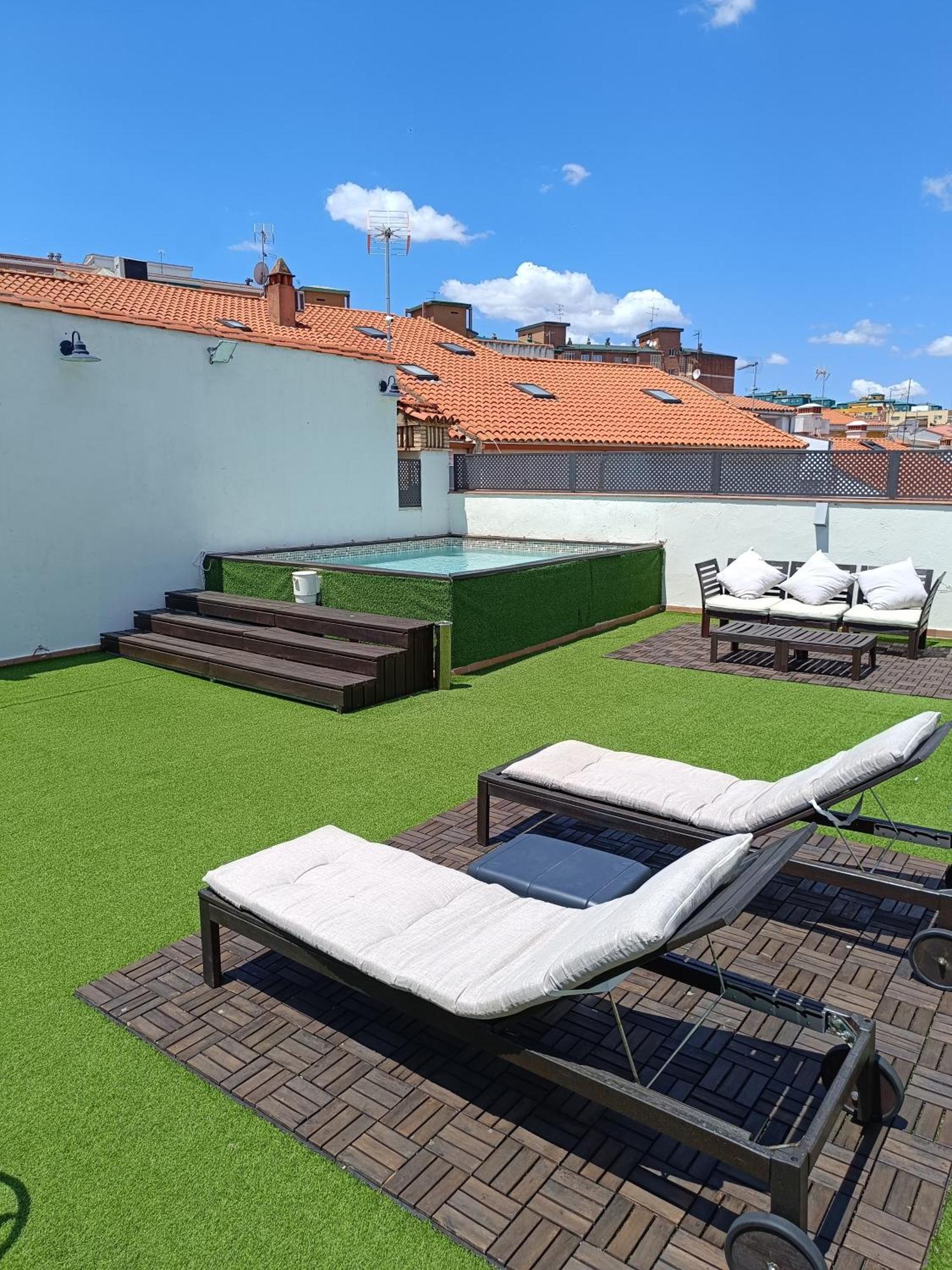 Apartamentos Al-Qazeres Luxury La Concepcion กาเซเรส ภายนอก รูปภาพ